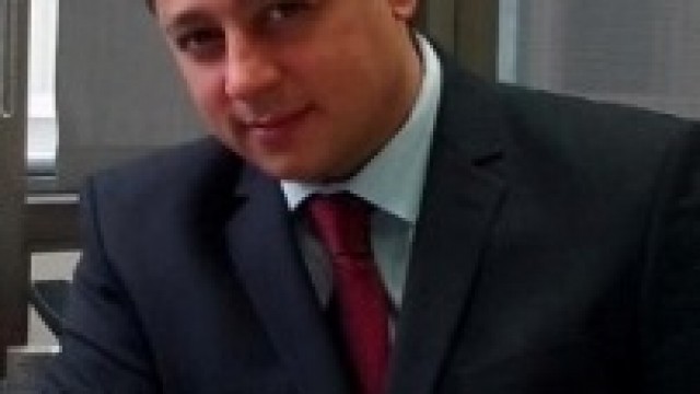 Доц. д-р Евгени Евгениев и Михаела Михалева за срещата на СБ във ВУЗФ