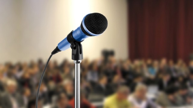 Първа публична защита на магистърски тези във ВУЗФ