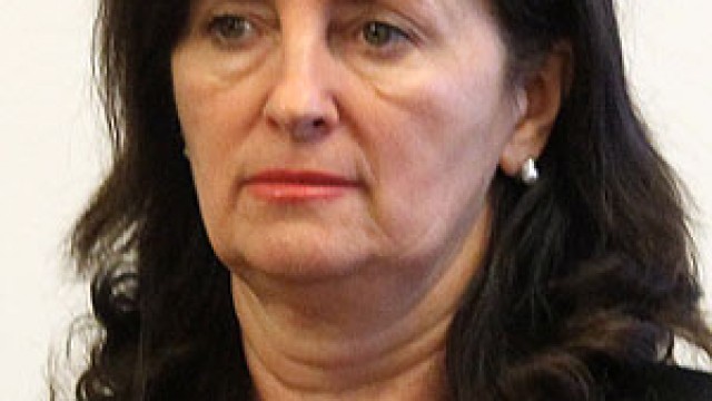 доц. д-р Даниела Бобева 