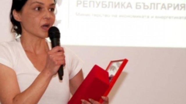 Победителят в конкурса Th13teen Arts е  Embrioo.com